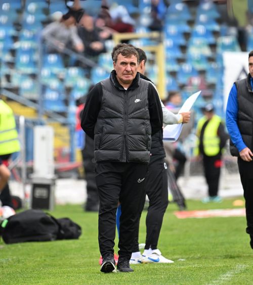 Farul, negocieri cu FCSB  Patronul campioanei dă bani și jucători ca   să-l ajute pe Hagi:  „Gică are prima opțiune”